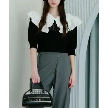 seemi 로고 프릴 맨투맨 상의