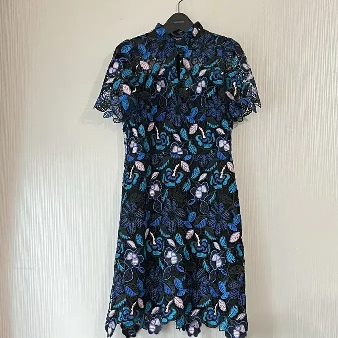 [Angelnumber555] Daisy puff dress /追跡付 Angel Number 555 Daisy Puff Dress Daisy Puff Onepiece #엔젤