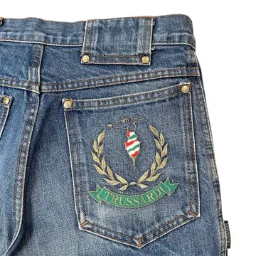 TRUSSARDI JEANS 트루사르디 90년대 빈티지 자수 데님