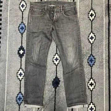 언피니시 블랙 데님