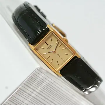 새상품급 샴페인 골드 SEIKO 쿼츠 골드 작동품 손목시계
