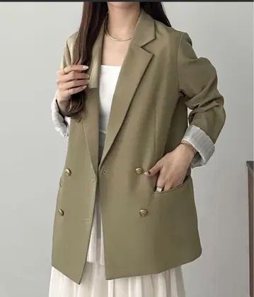 callautia / 카라우티아 골드 버튼 테일러드 자켓
