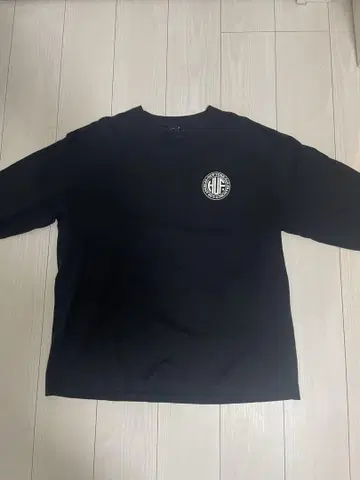 HUF 블랙 긴팔 티셔츠