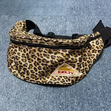 KELTY 레오파드 무늬 웨스트 파우치