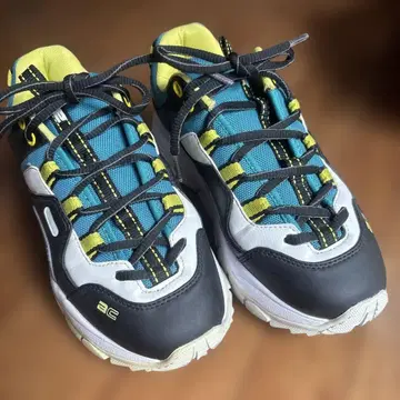 키 클래식 스니커즈 AKIII CLASSIC