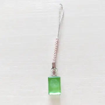 지역 한정 키티 이라코 한정 크리스탈