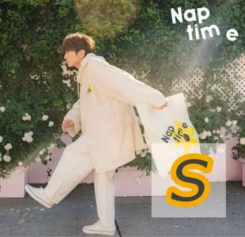 naptime 나일론 자켓 [S] 아이보리 미개봉 새상품