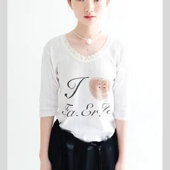 【fa.er.ie】 I love fa.er.ie lace T-shirt F.E.E.S] I ❦ fa.er.ie lace T-shirt | 후루츠패밀리