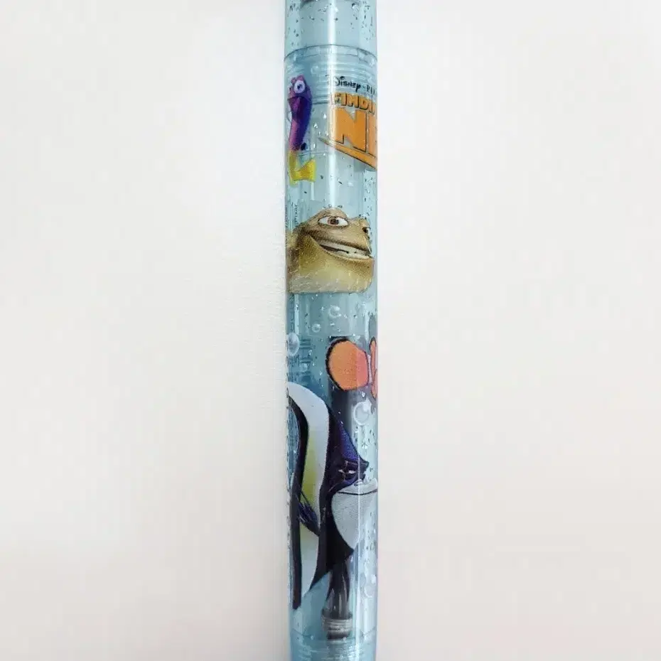 DISNEY | 디즈니 Disney Pixar Finding Nemo Kaleidoscope Ballpoint Pen #니모를찾아서 ,#도리를찾아서,#교정기,#교정기여자아이,#픽사굿즈 on Bunjang Global Site., image size:930x930