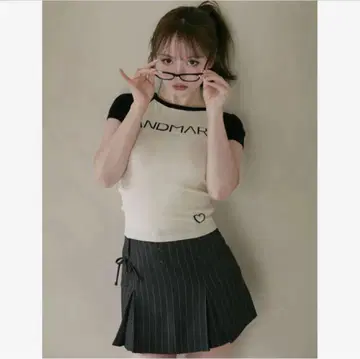 메리 로고 니트 톱스와 메리