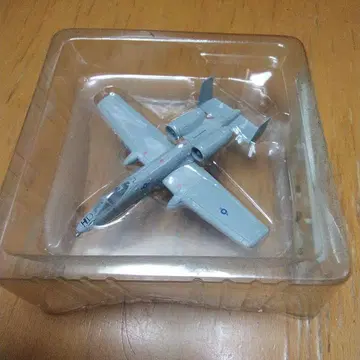 A-10 썬더볼트 1/144