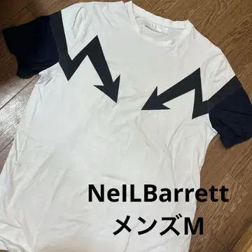 Neil Barrett 화살표 디자인 티셔츠 M 사이즈