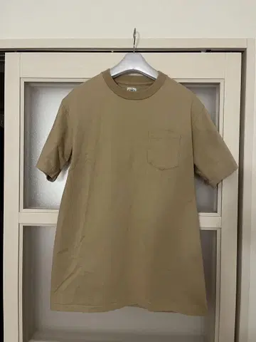 anatomica 베이지 반팔 포켓 티셔츠