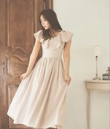 MISTREASS 미스트레아스 Double Ruffle Dress