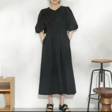 casa fline 볼륨 슬리브 셔링 드레스