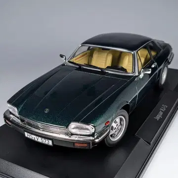 노레브 1/18 재규어 XJ-S 그린 메탈릭