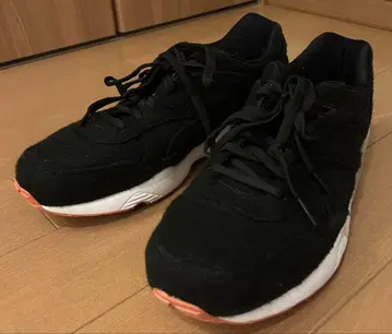 푸마 블랙 스니커즈 PUMA