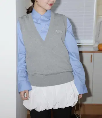 The Skirt Chronicles SLOBE 별주 V넥 베스트