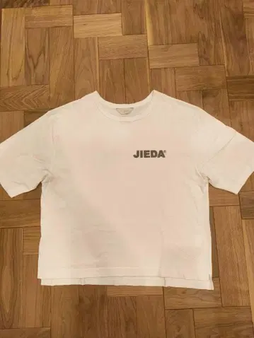 JIEDA 봄/여름 2021 컬렉션 티셔츠 OS 화이트