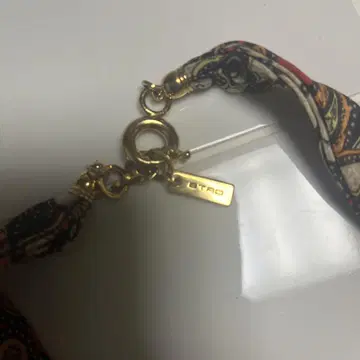 ETRO 다층 패브릭 소재 목걸이 빨검무늬 새상품급
