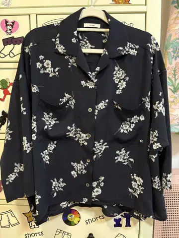 CLANE FLOWER WIDE 꽃무늬 셔츠 다나카 미나미 착용