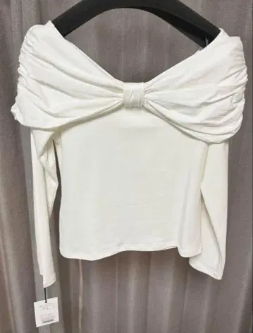 herlipto 2Way Shoulder Ruched Top M
