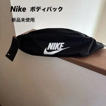 [미사용 새상품] NIKE 나이키 헤리티지 바디 백 웨스트 파우치 블랙