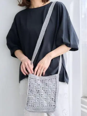 스튜디오 클립 경량 메탈릭 얀 숄더백