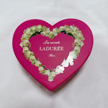 [미사용 새상품] LADUREE 라뒤레 마카롱 키링 큐빅