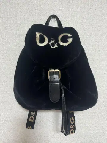 D&G 블랙 퍼 백팩