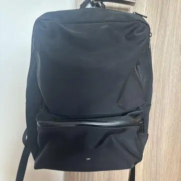 Filer 블랙 백팩 프론트 포켓 부착