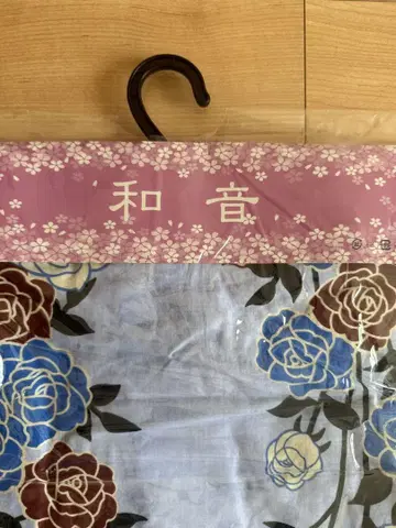 꽃무늬 유카타 파란 장미 빨간 장미