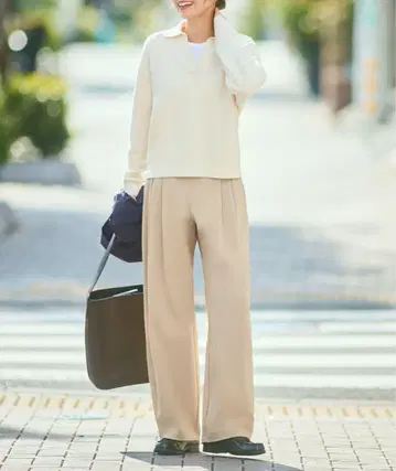 유니클로 유니클로 울트라 스트레치 액티브 와이드 팬츠 베이지 S