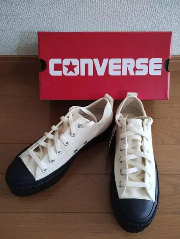 이번 시즌 택 포함 새상품 CONVERSE 컨버스 스니커즈 24.5cm