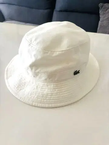 새상품 라코스테 Lacoste 화이트 버킷 햇 모자