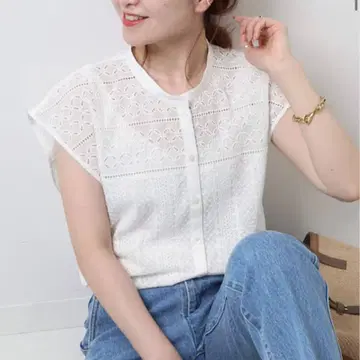 Spick &span 브로이더 레이스 프렌치 블라우스 화이트 프리 사이즈