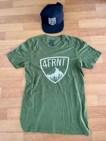 4FRNT 티셔츠와 캡 세트