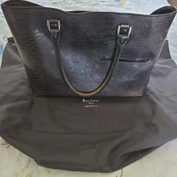 Berluti 토트백 NERO 컬러 수납 가방 포함