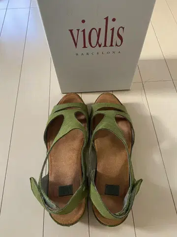 vialis 그린 샌들 사이즈 37