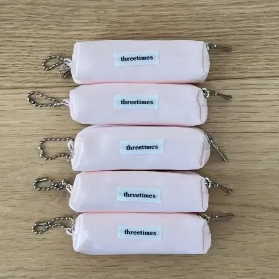 【韓国threetimes スリータイムズ】Mini pumps keyring THREETIMES | 쓰리타임즈 Threetimes Mini Pumps Keyring on