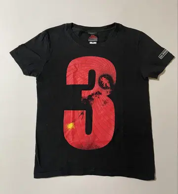 춤추는 대수사선 3 칭다오 실루엣 티셔츠 M