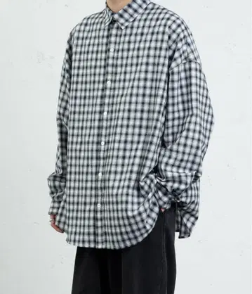 오버사이즈 체크 셔츠 그레이 및 블랙