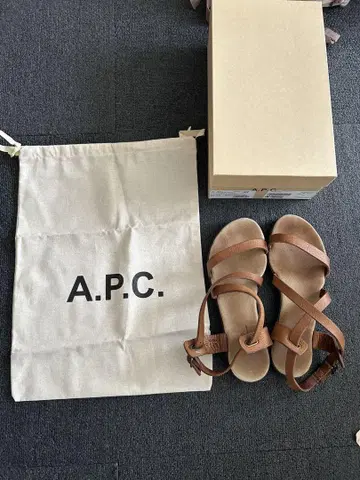 아페쎄 샌들 23.5 apc