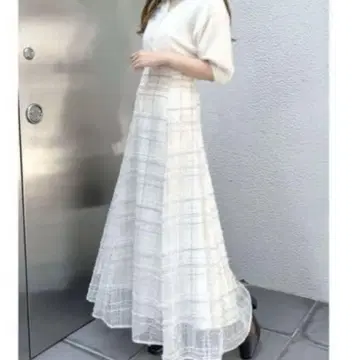 체크 자수 플레어 스커트 정가 19000엔 머큐리 듀오