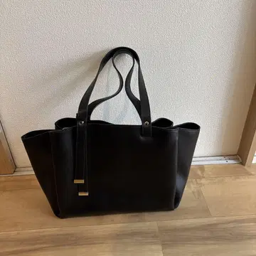 검은색 토트백