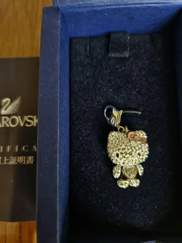 [미사용 새상품] Swarovski 헬로키티 참