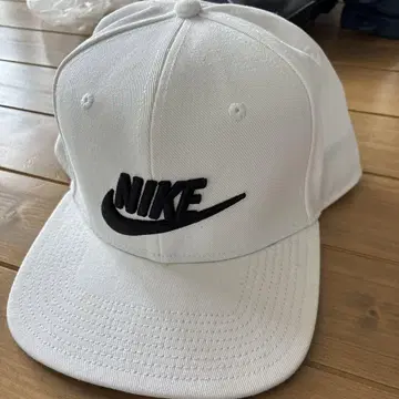 NIKE 캡 화이트 미사용