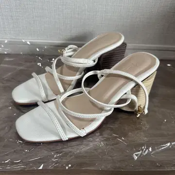 Sea Room lynn 화이트 스트랩 샌들