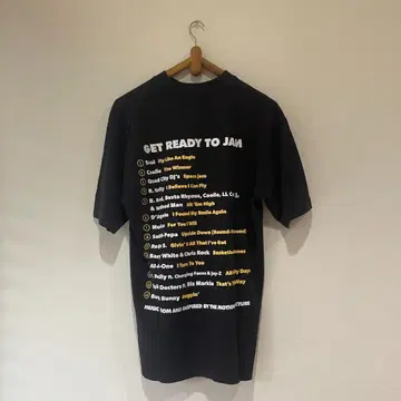 M 사이즈 Slow Jamz Space Jamz Tee