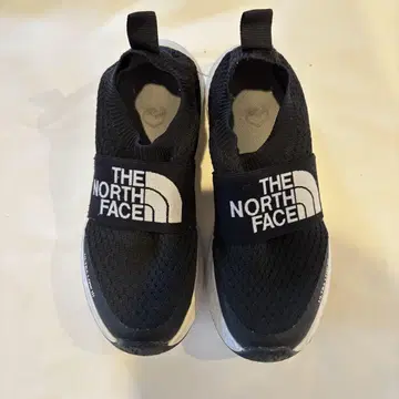 THE NORTH FACE ULTRA LOW III 블랙